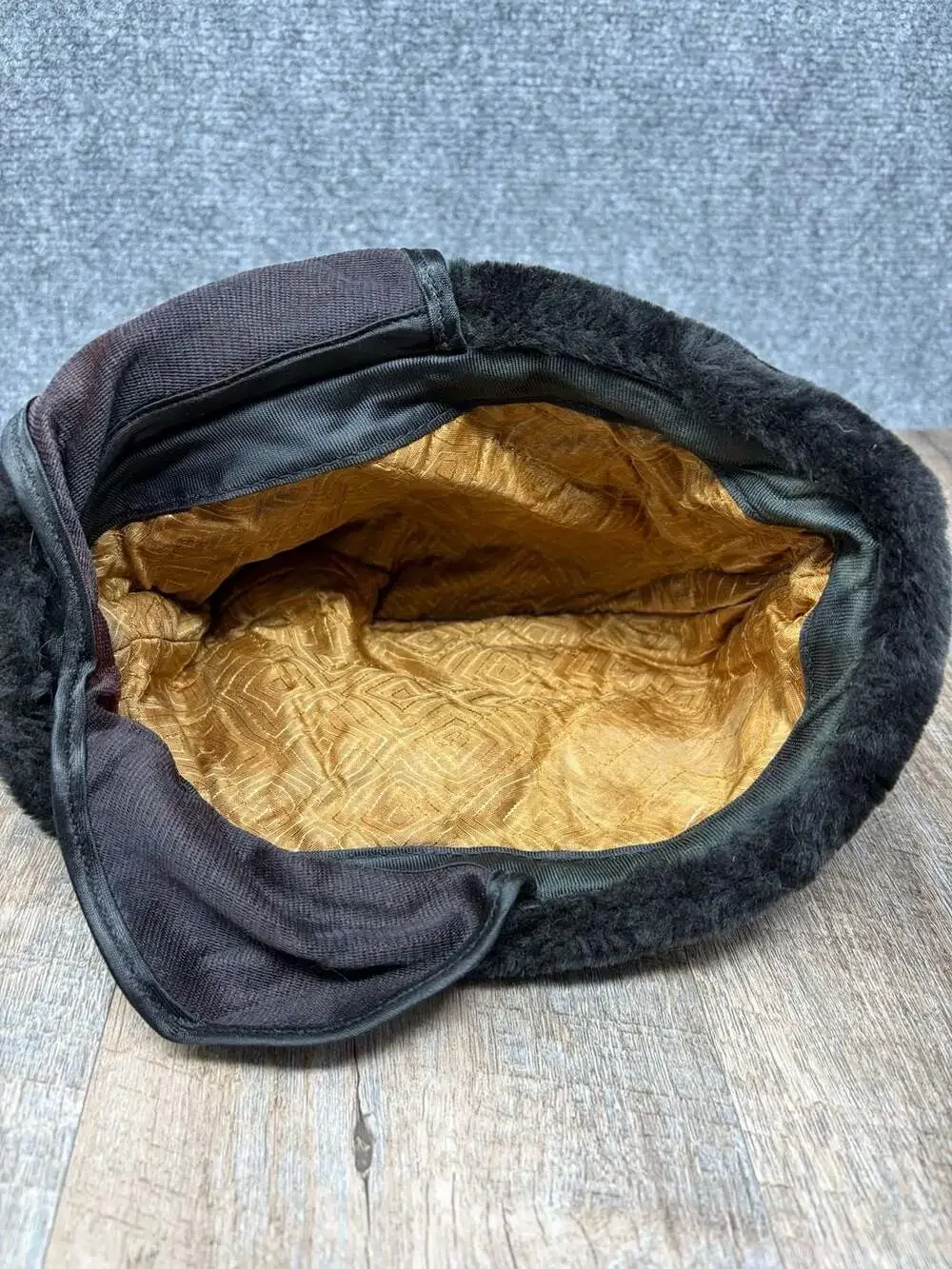 Vintage Faux Fur Cossack Style Winter Hat with Ear Flaps black gold satin lining - Picture 8 of 9
